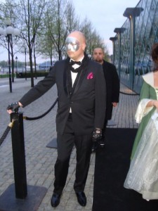 Välkomnas av Tomas Lingman